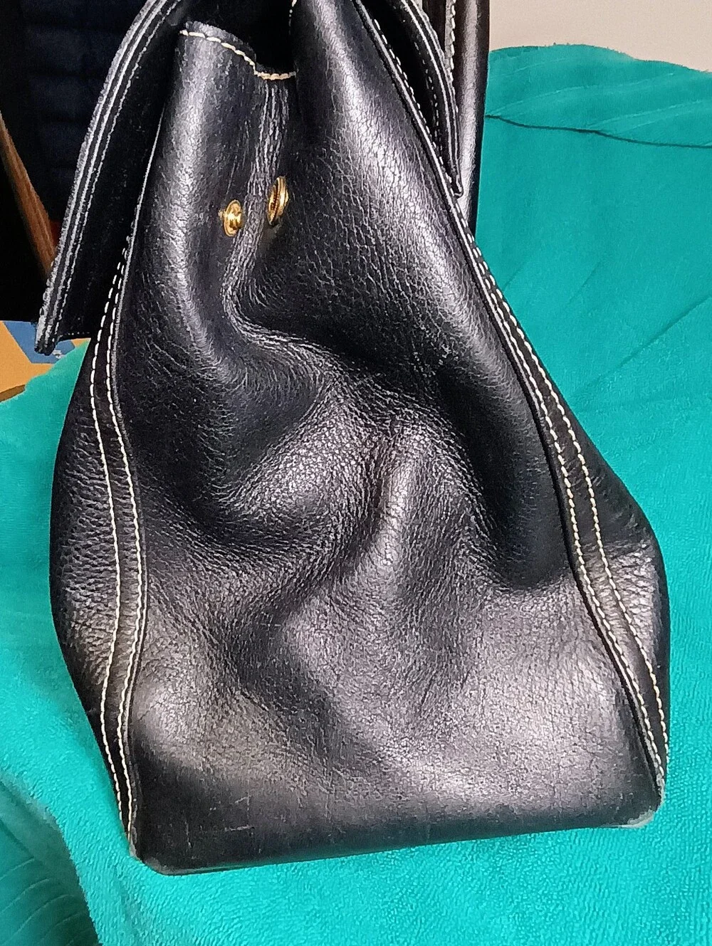 Dooney & Bourke Black Medium Priscilla Tumbled Leather Messenger Satchel
